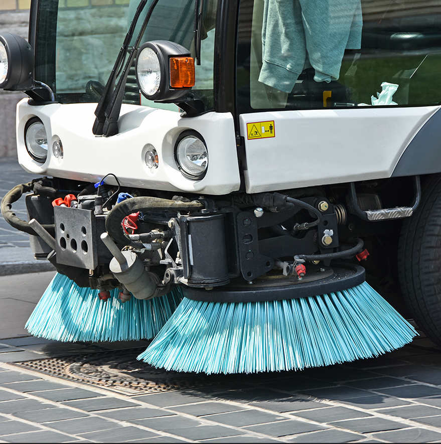 Autonomous Street Sweeper with PTN-L4